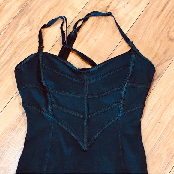 Lululemon Athletica black bodysuit one piece Halloween witchy yoga 4